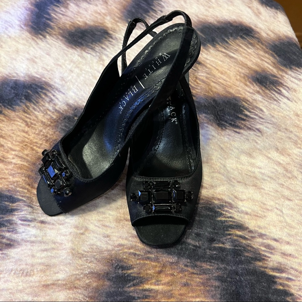 WHBM Black Sling Back Pumps / Heels w/ Beaded Toes Size 7